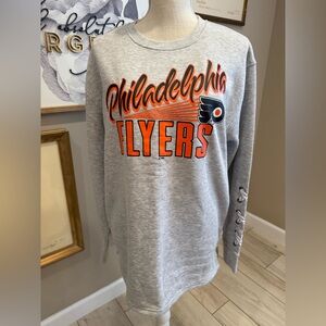 NWT! NATIONAL HOCKEY LEAGUE Philadelphia Flyers Sweatshirt